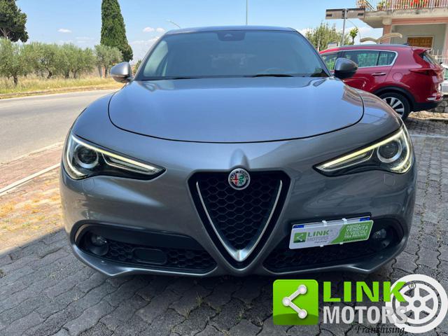 ALFA ROMEO Stelvio usata, con Volante in pelle