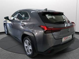 LEXUS UX 250h usata, con Autoradio digitale