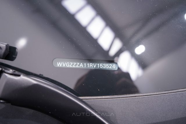 VOLKSWAGEN T-Roc usata 37