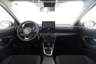 TOYOTA Yaris usata 11