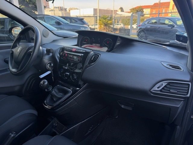 LANCIA Ypsilon usata, con Climatizzatore