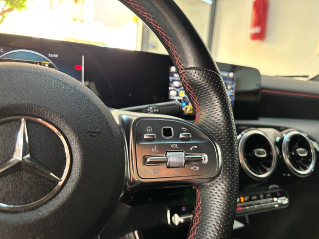 MERCEDES-BENZ A 200 usata, con Chiusura centralizzata