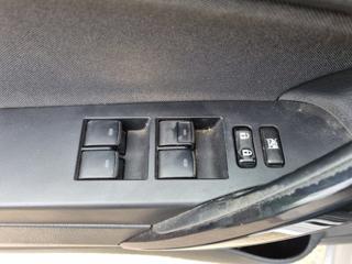 TOYOTA Auris usata, con Airbag testa