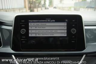 VOLKSWAGEN T-Roc usata 24
