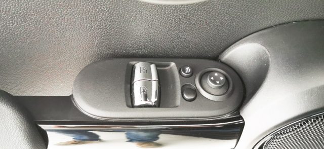 MINI Cooper SE usata 59