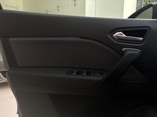 RENAULT Captur usata, con Sensore di luce