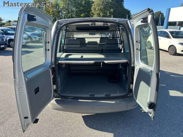 VOLKSWAGEN Caddy usata 12