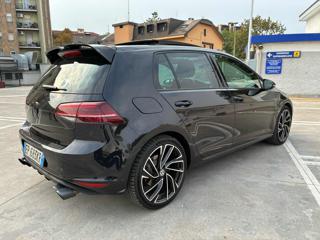 VOLKSWAGEN Golf usata, con Autoradio