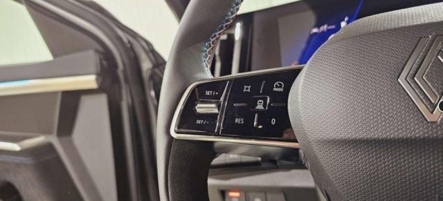 RENAULT Austral usata, con Bracciolo