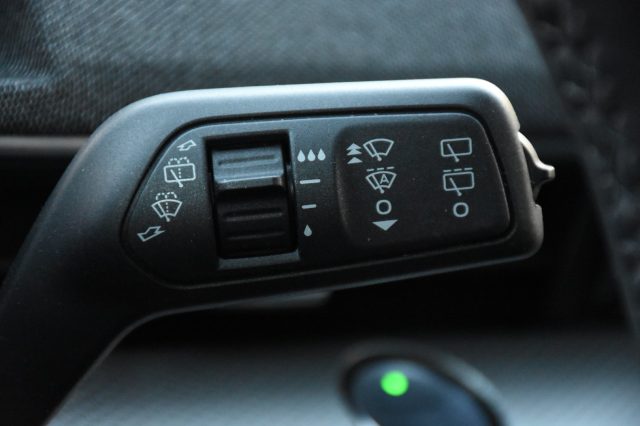 FORD Mustang Mach-E usata, con MP3