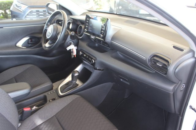 TOYOTA Yaris usata, con Controllo trazione