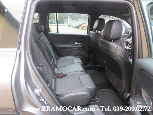 MERCEDES-BENZ GLB 180 usata, con Autoradio digitale