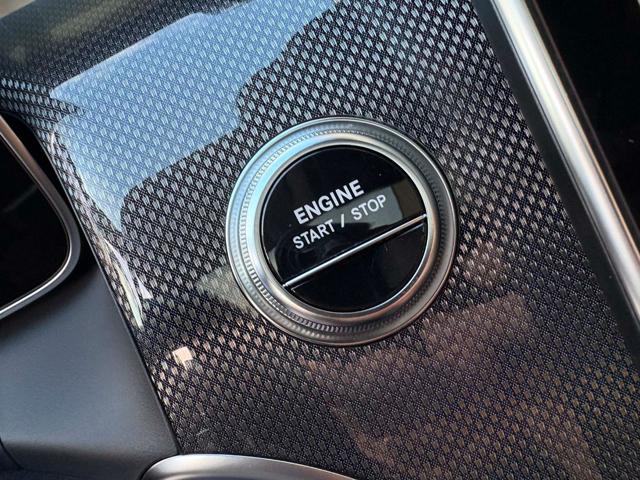 MERCEDES-BENZ GLC 300 usata, con Touch screen