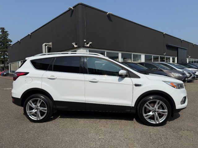 FORD Kuga usata, con Boardcomputer