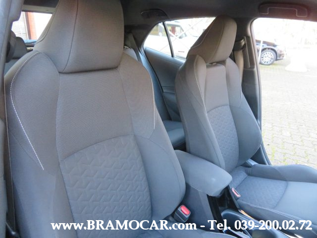 TOYOTA Corolla usata, con Autoradio digitale