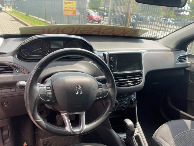 PEUGEOT 208 usata, con Autoradio