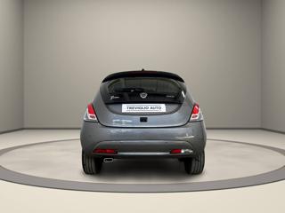 LANCIA Ypsilon usata, con Autoradio