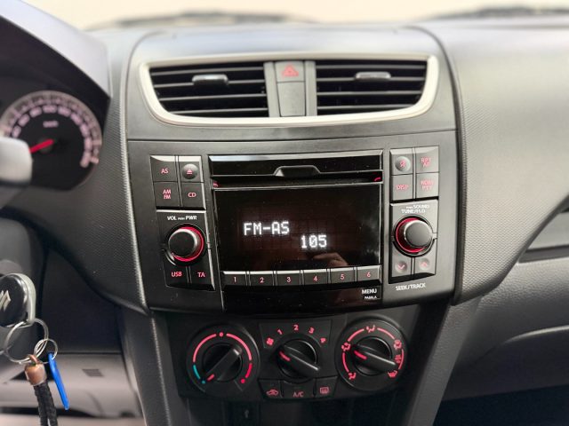 SUZUKI Swift usata, con USB