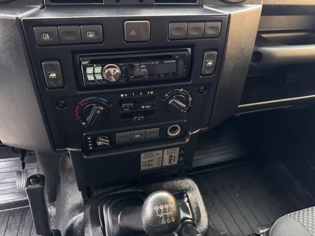 LAND ROVER Defender usata, con Servosterzo