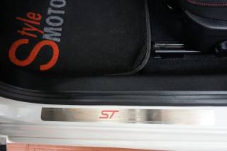 FORD Focus usata, con Fari LED