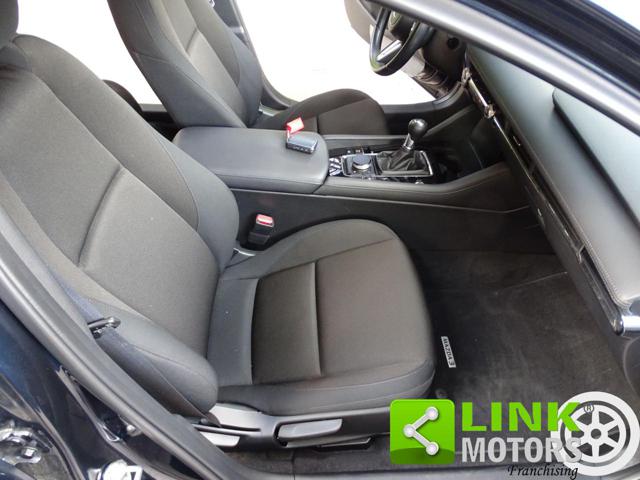 MAZDA 3 usata, con Volante in pelle