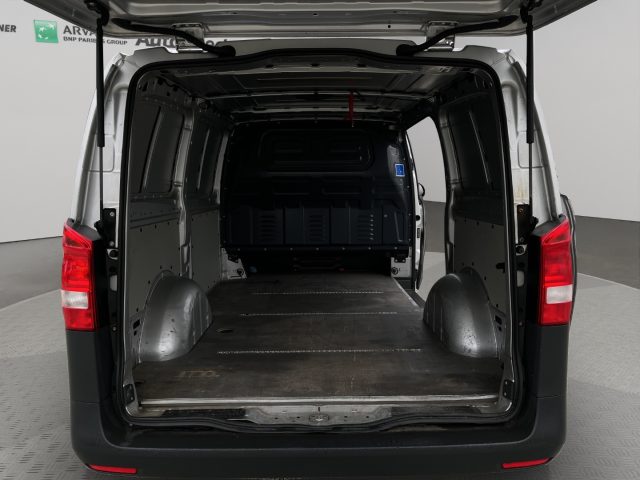MERCEDES-BENZ Vito usata 13