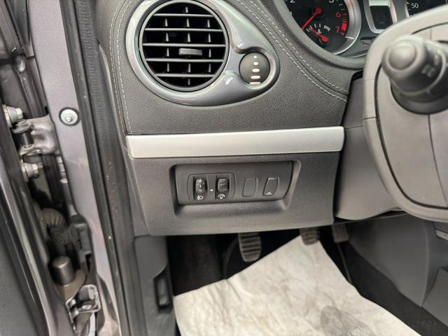 RENAULT Clio usata, con Boardcomputer