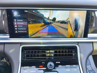 PORSCHE Panamera usata, con Park Distance Control