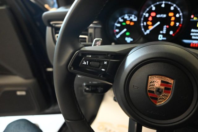 PORSCHE Macan usata 245