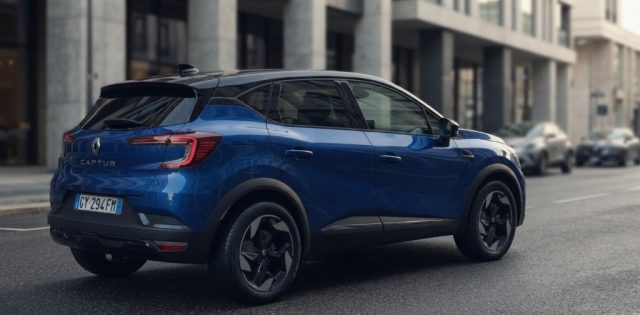 RENAULT Captur usata, con Airbag laterali