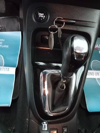 RENAULT Captur usata, con Isofix