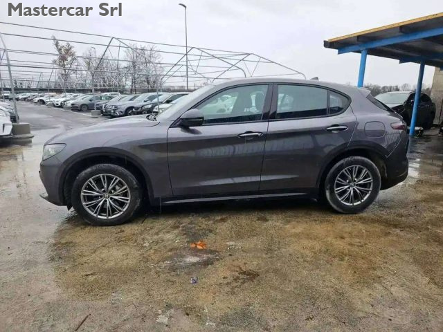 ALFA ROMEO Stelvio usata, con Airbag