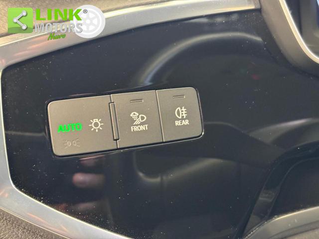 AUDI Q3 usata, con Volante in pelle