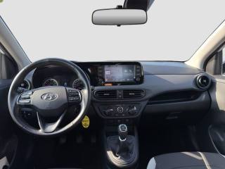 HYUNDAI i10 usata 11