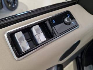 LAND ROVER Range Rover Sport usata, con Luci diurne LED