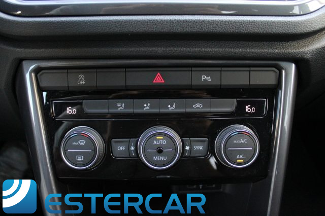 VOLKSWAGEN T-Roc usata, con Controllo automatico clima