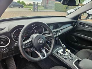 ALFA ROMEO Stelvio usata, con Cerchi in lega