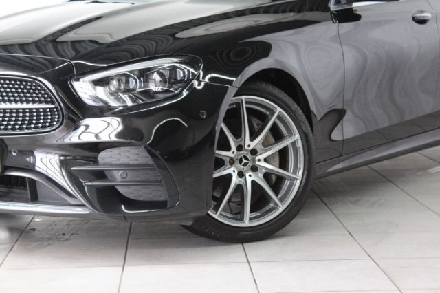 MERCEDES-BENZ E 220 usata, con Alzacristalli elettrici