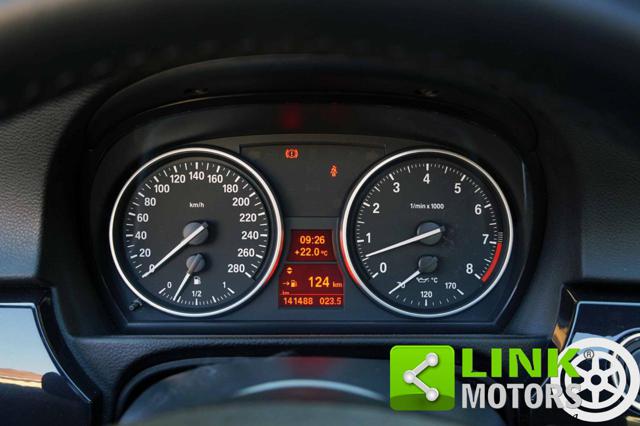 BMW 330 usata, con Fendinebbia