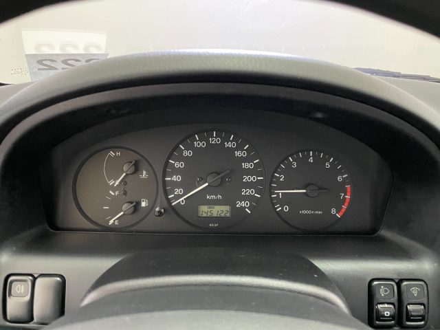 MAZDA 323 usata 15