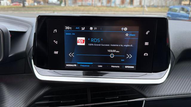 PEUGEOT 2008 usata, con Vetri oscurati