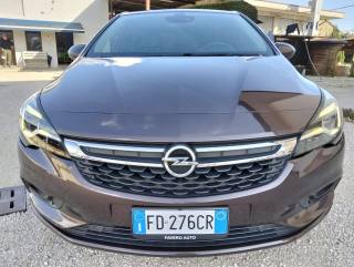 OPEL Astra usata, con Airbag