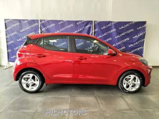 HYUNDAI i10 usata, con Autoradio