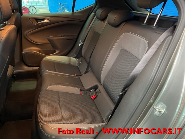 OPEL Astra usata, con Autoradio