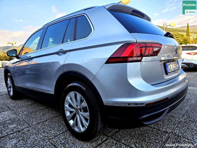 VOLKSWAGEN Tiguan usata, con Autoradio