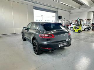 PORSCHE Macan usata, con Alzacristalli elettrici