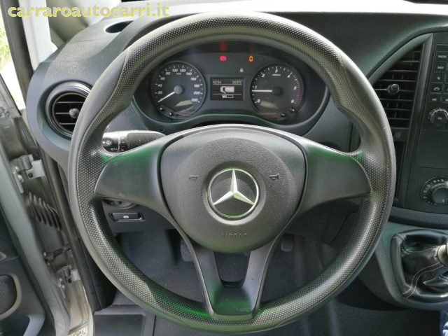 MERCEDES-BENZ Vito usata, con Supporto lombare