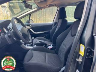 PEUGEOT 308 usata, con Alzacristalli elettrici