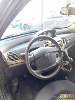 LANCIA Ypsilon usata, con Servosterzo