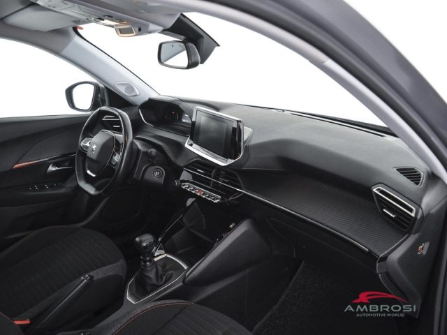 PEUGEOT 2008 usata 11